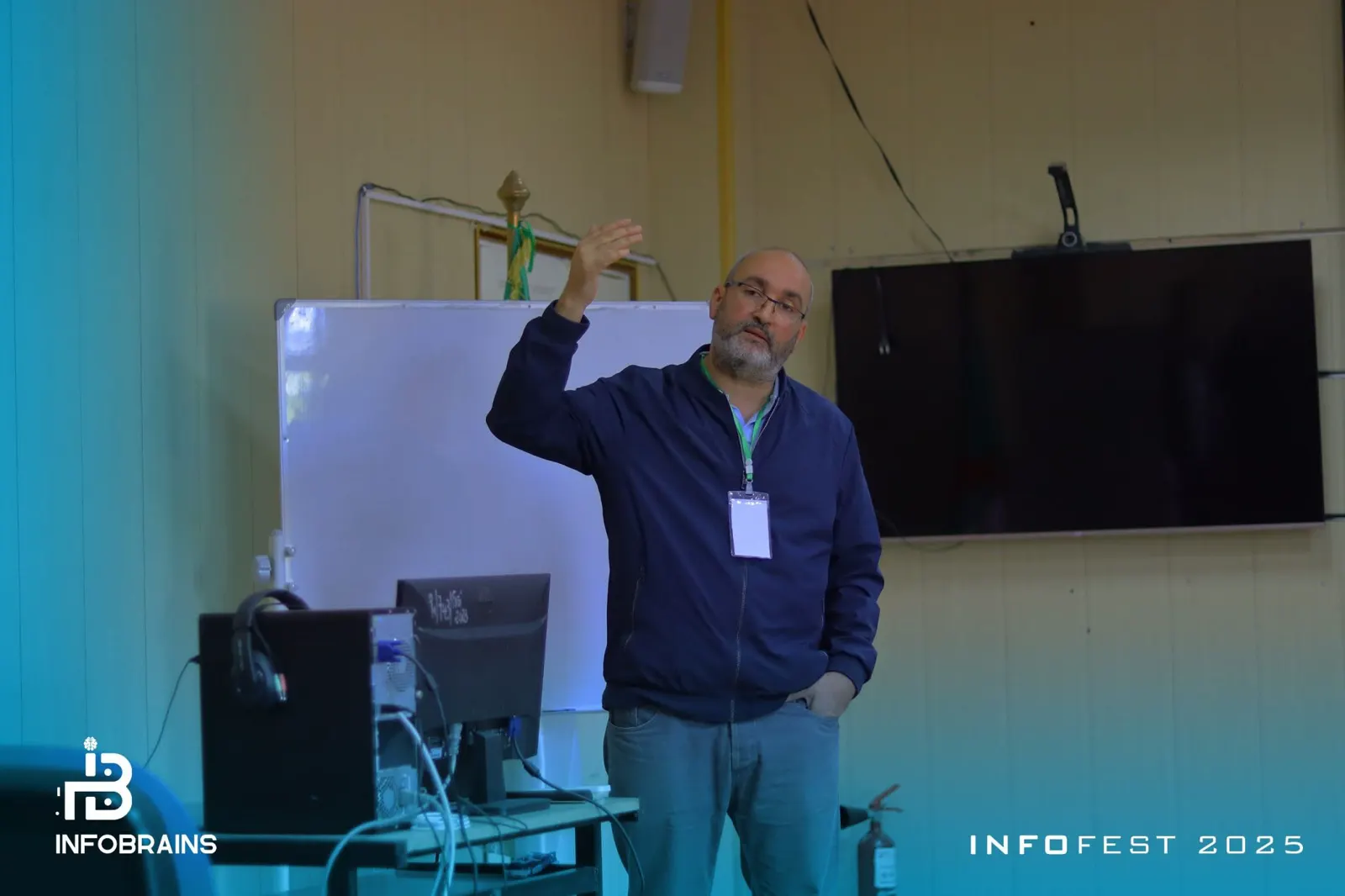 Explaining a point to the audience at Science Day, University of Chlef, 2025.
